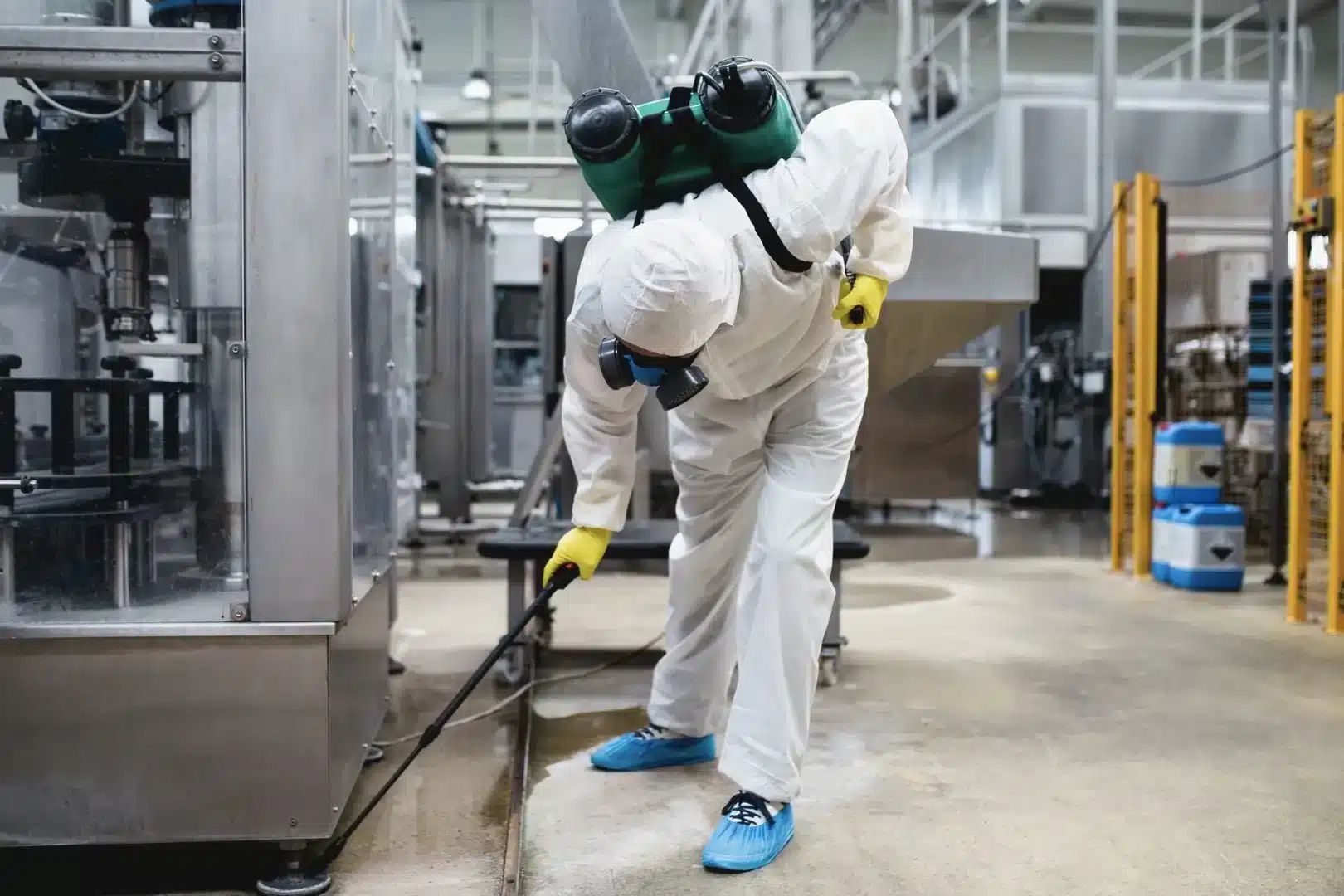 Industriële reiniging met aandacht voor vloeren