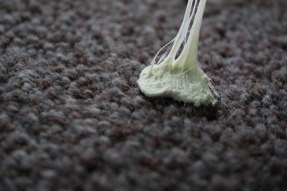 Praktijkbeeld van entrees bij kauwgom verwijderen